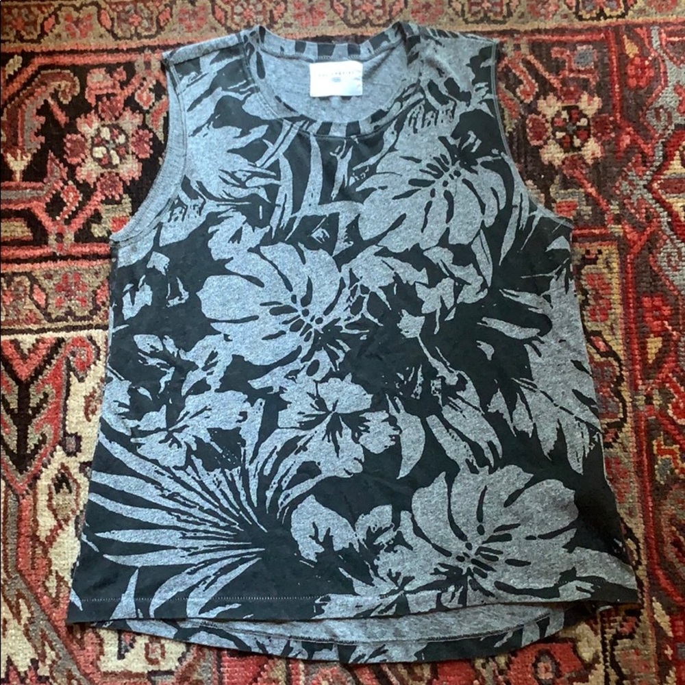 SOL ANGELES tank